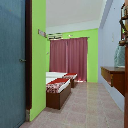 Oyo 90565 Teresek View Motel Kuala Tahan Exterior photo